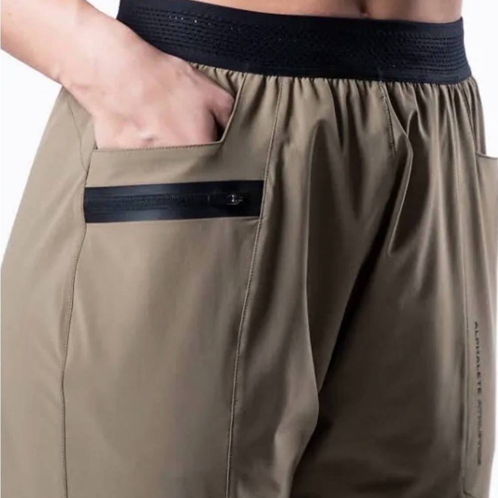 ALPHALETE JOGGERS